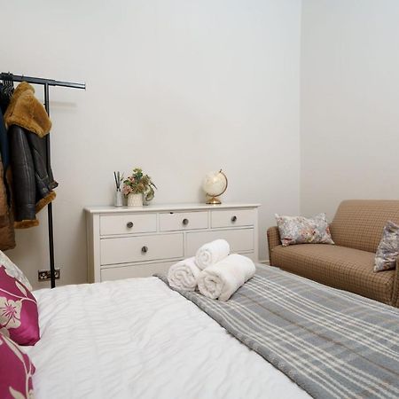 Gorgeous Apartment Wood Green Palmers Green Exterior foto